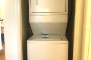 8101 Resort Village Dr, Orlando, FL 32821 - Photo 23