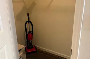 8101 Resort Village Dr, Orlando, FL 32821 - Photo 21