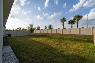 17737 Canopy Pl, Lakewood Ranch, FL 34211 - Photo 21