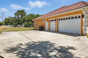 2202 Sparkman Rd, Plant City, FL 33566 - Photo 7