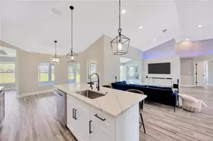 599 E Charleston Ct, Hernando, FL 34442 - Photo 17