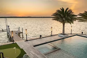 3310 Sunset Dr N, Saint Petersburg, FL 33710 - Photo 93