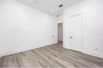 3310 Sunset Drive N, Saint Petersburg, FL 33710 - Photo 35