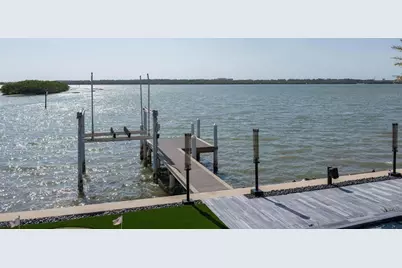 3310 Sunset Drive N, Saint Petersburg, FL 33710 - Photo 11