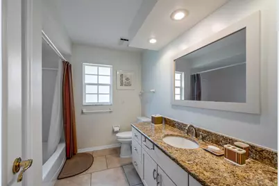 8202 Shadow Pine Way, Sarasota, FL 34238 - Photo 31