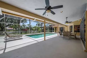 8202 Shadow Pine Way, Sarasota, FL 34238 - Photo 21