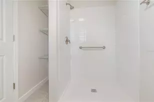 1401 E Alfred St, Tavares, FL 32778 - Photo 5