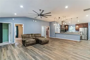 723 River Run Rd, Osteen, FL 32764 - Photo 11