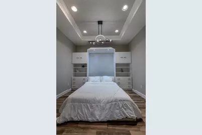 8251 Varenna Drive, Sarasota, FL 34231 - Photo 15