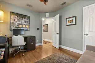 100 Kennison Dr, Orlando, FL 32801 - Photo 23