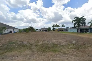 1122 NE 3 Ave, Cape Coral, FL 33909 - Photo 1