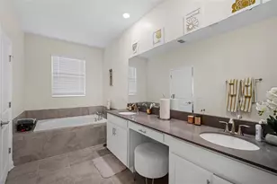 8907 Fallen Oak, Davenport, FL 33897 - Photo 3