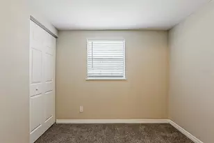 4812 N 37th St, Tampa, FL 33610 - Photo 15