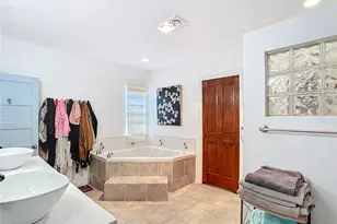 511 E Mirror Lake Dr, Fruitland Park, FL 34731 - Photo 33