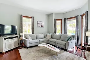 511 E Mirror Lake Dr, Fruitland Park, FL 34731 - Photo 7