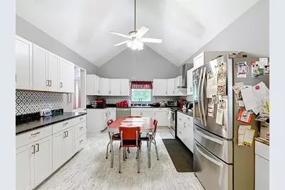 511 E Mirror Lake Drive, Fruitland Park, FL 34731 - Photo 29