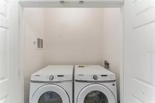 1355 Venezia Ct, Davenport, FL 33896 - Photo 15