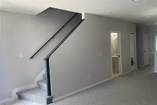 514 Wilton Cir, Sanford, FL 32773 - Photo 3