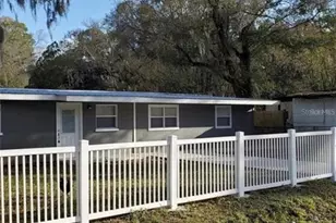 732 Trenton Rd, Lakeland, FL 33815 - Photo 3