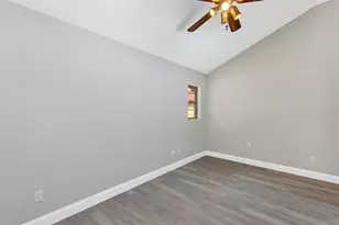 5039 Jamaica Cir, Orlando, FL 32808 - Photo 11