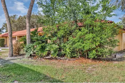 5039 Jamaica Circle #10, Orlando, FL 32808 - Photo 3