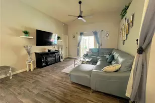 2376 Flamingo Lakes Dr, Kissimmee, FL 34743 - Photo 11