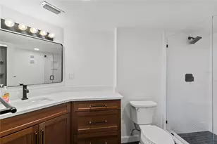 400 E Colonial Dr, Orlando, FL 32803 - Photo 29