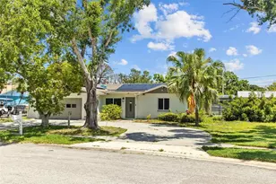 2302 16th St W, Palmetto, FL 34221 - Photo 1