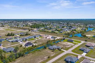 1016 NE 44th Ln, Cape Coral, FL 33909 - Photo 3