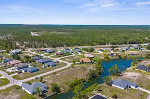 1016 NE 44th Ln, Cape Coral, FL 33909 - Photo 5