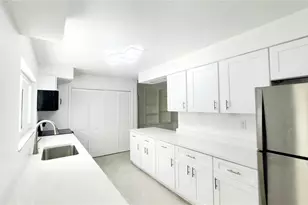 1715 York Ct, Fort Pierce, FL 34982 - Photo 5