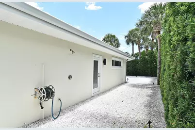 507 N Peninsula Avenue, New Smyrna Beach, FL 32169 - Photo 45