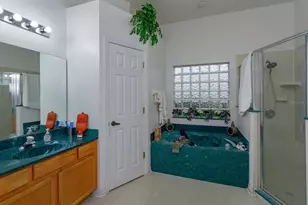 244 Ballyshannon Dr, Davenport, FL 33897 - Photo 13