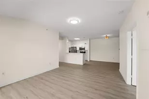 5447 Vineland Rd, Orlando, FL 32811 - Photo 13