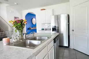 2752 Grand Central Ave, Tavares, FL 32778 - Photo 11