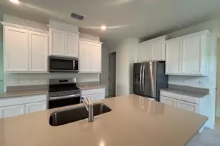 3975 Kennebunk Loop, Mount Dora, FL 32757 - Photo 3