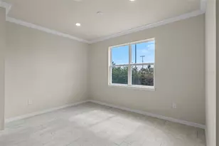 10245 Pk Ests Ave, Orlando, FL 32836 - Photo 9