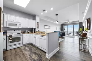 13427 Blue Heron Beach Dr, Orlando, FL 32821 - Photo 5