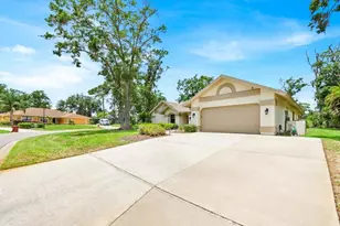 2900 Hammock Dr, Plant City, FL 33566 - Photo 3