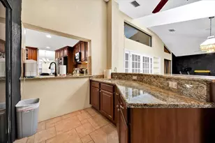 2900 Hammock Dr, Plant City, FL 33566 - Photo 13