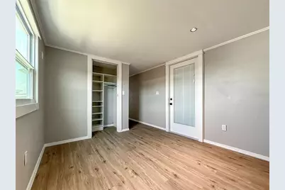 5141 Oakland Hills Avenue, Sarasota, FL 34234 - Photo 13