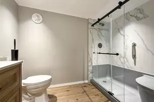 5141 Oakland Hills Ave, Sarasota, FL 34234 - Photo 11