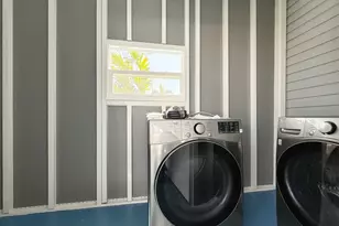 5141 Oakland Hills Ave, Sarasota, FL 34234 - Photo 19