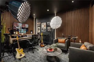 5127 W Tyson Ave, Tampa, FL 33611 - Photo 47