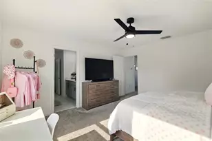 700 Trotters Dr, Eagle Lake, FL 33839 - Photo 25