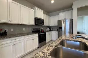 8930 Zurich Ln, Kissimmee, FL 34747 - Photo 9