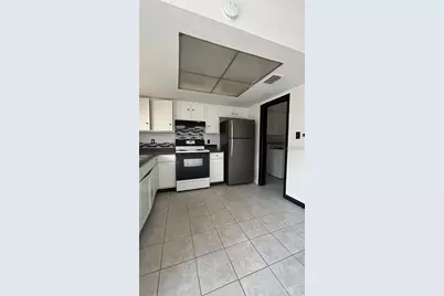 2235 Silver Pines Place #401, Orlando, FL 32808 - Photo 5