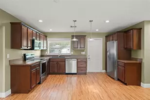 17 S Aurora Dr, Apopka, FL 32703 - Photo 17