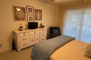 420 S Brockfield Dr, Sun City Center, FL 33573 - Photo 9