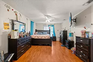 1321 Dunbarton Ct, Kissimmee, FL 34758 - Photo 23